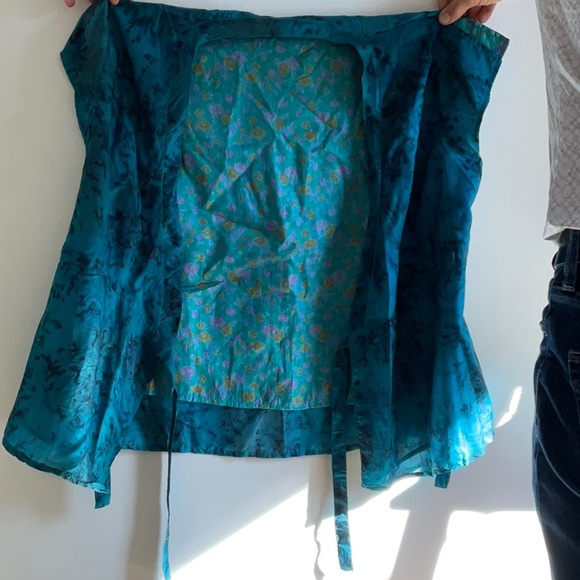 Silk reversible blouse, wrap top - Picture 3 of 3